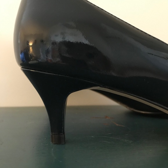 NWOT Cole Han Pumps With Short Heels - Picture 5 of 7